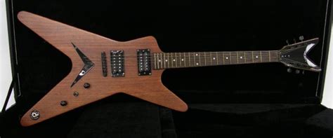 are dean guitars made in china